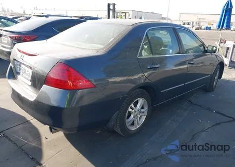 2006 Honda Accord 2.4 Se z USA, uszkodzony, nr VIN 1HGCM56386A061875